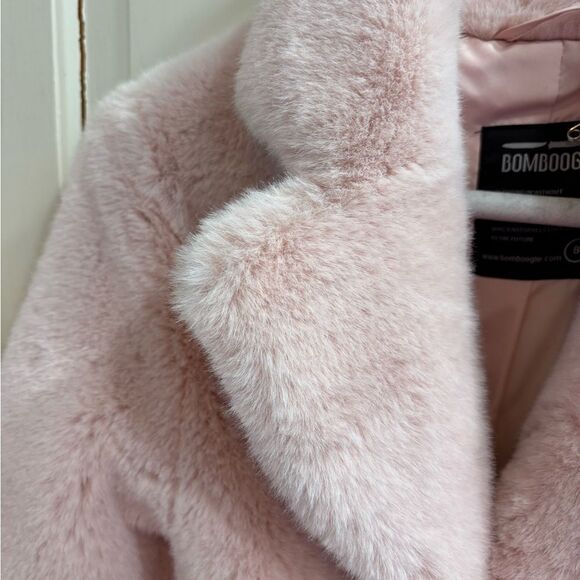 Bomboogie girls faux fur pink coat - Picture 2 of 4